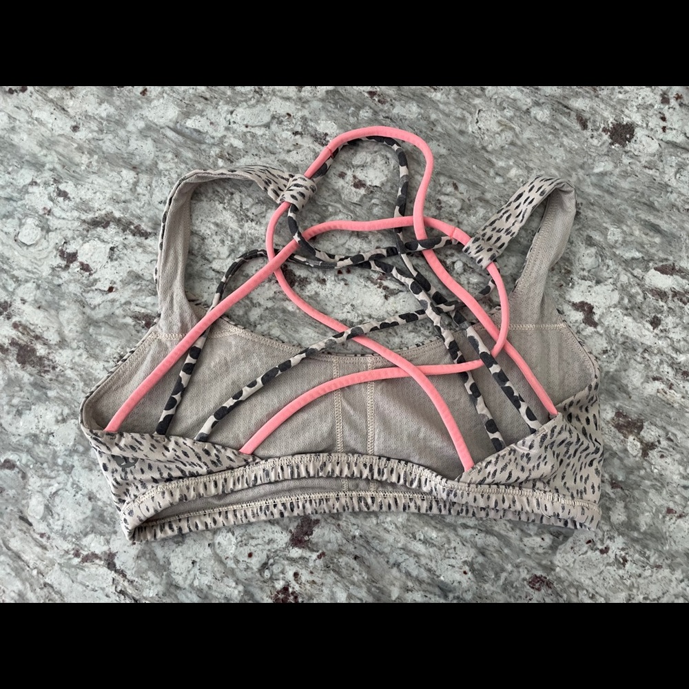 Lululemon Free to Be -Light Support Bra Si… - Picture 2 of 2